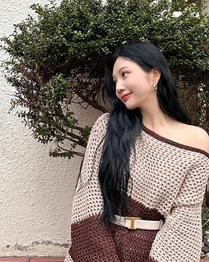 240222 Red Velvet Joy Instagram Update