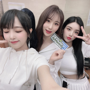 210225 IZ*ONE Twitter Update - Eunbi, Chaeyeon & Yena
