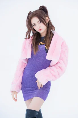 ISE Choyeon promotional photos (February 2021)