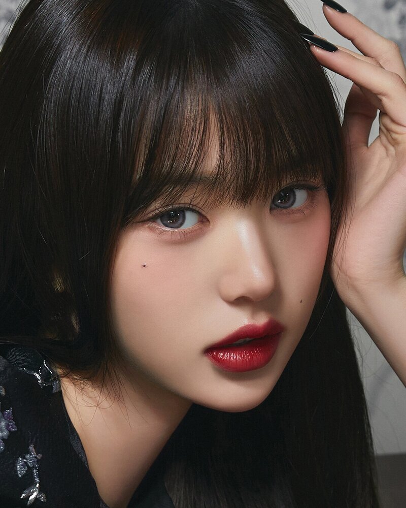 Jang Wonyoung for Hapa Kristin "One&Only Kristin" April 2024 Collection documents 3