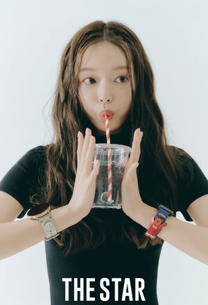 OH MY GIRL's Yooa for THE STAR Magazine September 2021 Issue