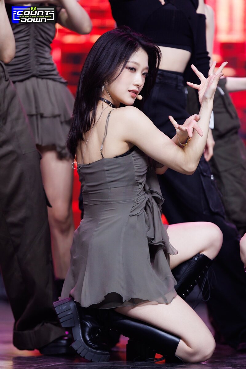 230608 fromis_9 Seoyeon - '#menow' at M COUNTDOWN documents 2