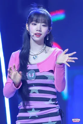 230927 EL7Z UP Yeoreum - 'CHEEKY' at Show Champion