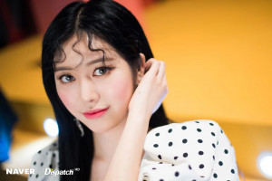 MOMOLAND's Jane  - "Thumbs Up" music video shoot by Naver x Dispatch