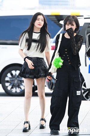 230519 RED VELVET Irene and Wendy at Incheon International Airport