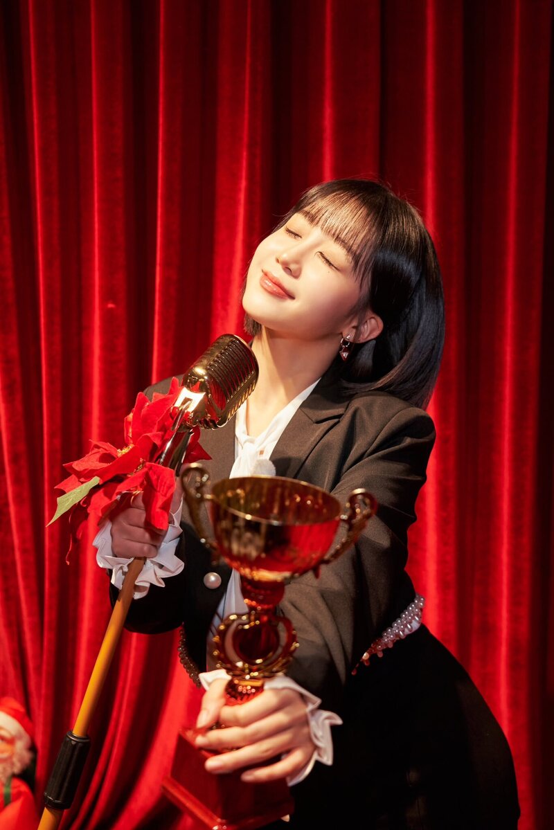 231229 WakeOne Naver Update - Hikaru - Kep1erving My Own Santa & Kep1erving Awards [Behind the Scenes] documents 3