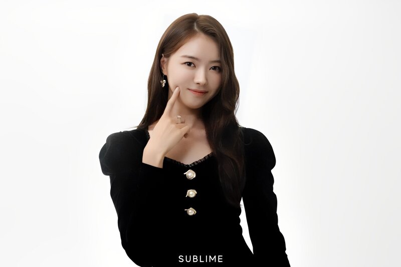 220929 SUBLIME Naver Post - Nayoung - 'Beauty' Poster Shoot documents 16