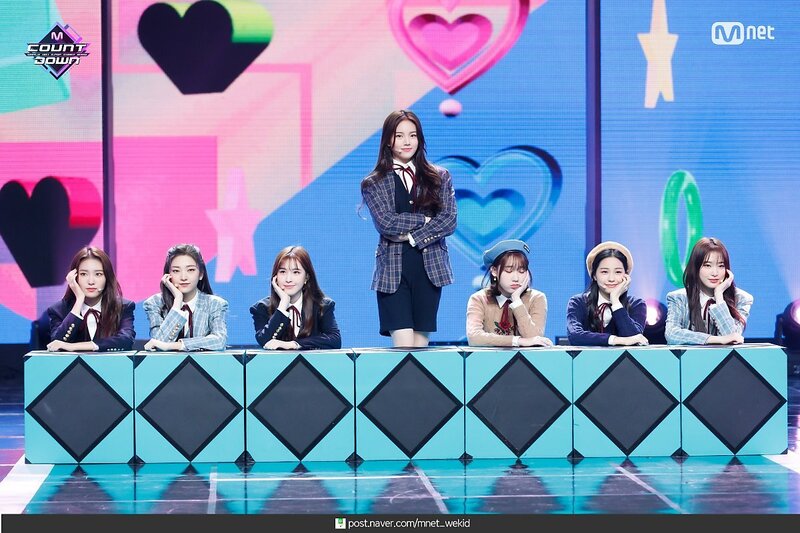 201022 Weeekly - 'Zig Zag' at M COUNTDOWN documents 1