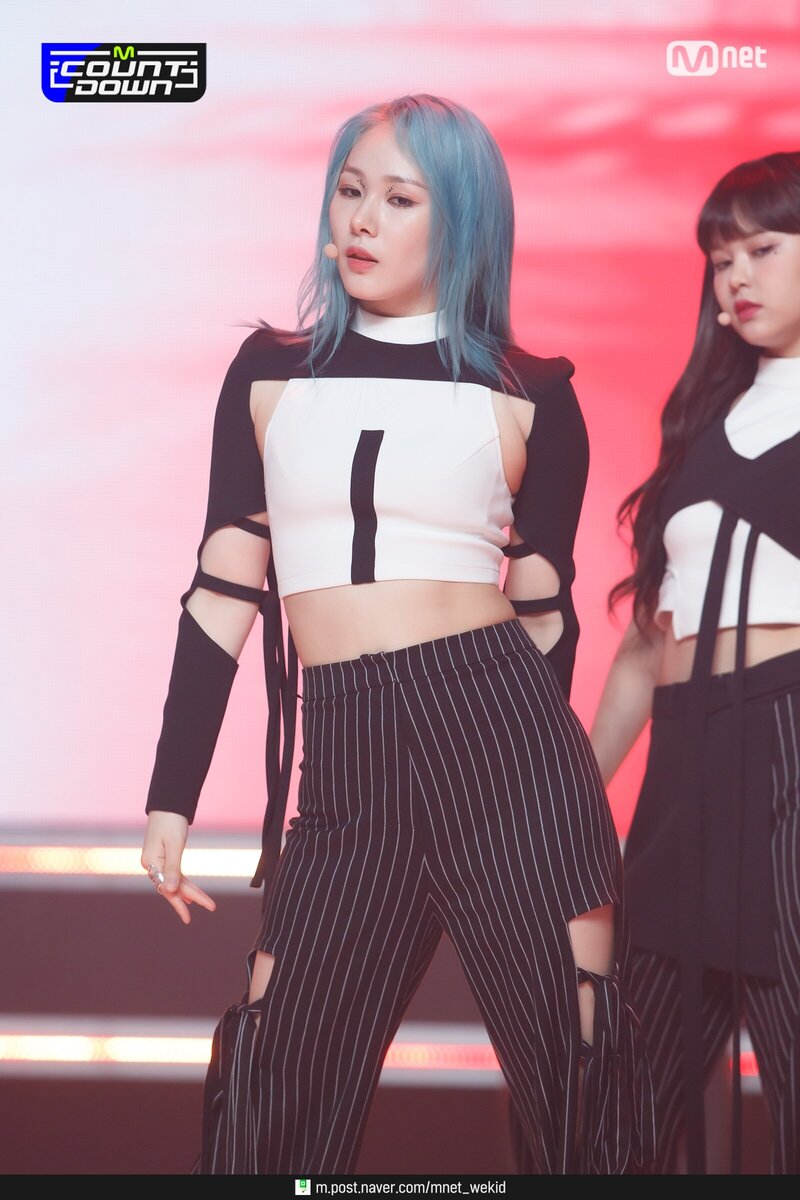 210603 EVERGLOW - 'FIRST' at M Countdown documents 14