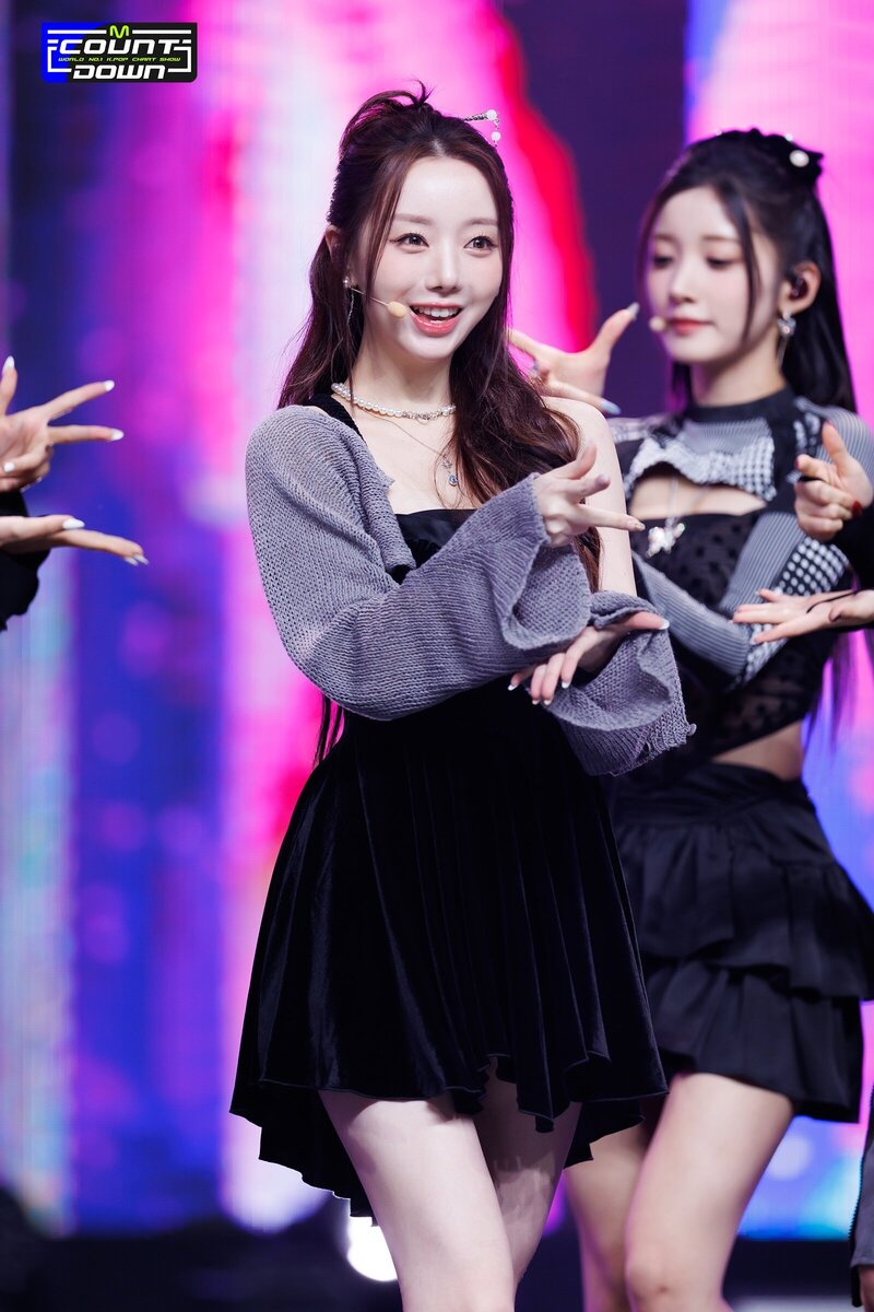 230921 EL7Z UP Kei - 'Cheeky' at M Countdown documents 6