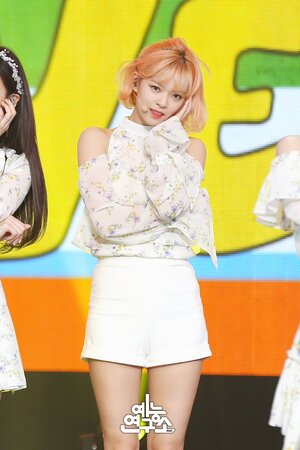 180421 TWICE Jeongyeon - 'What is Love?' at Music Core