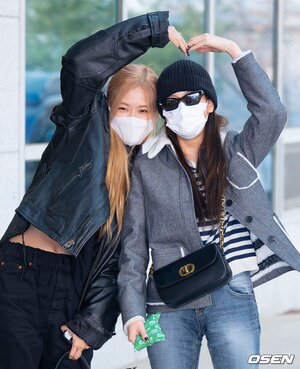 230305 - ROSÉ & JISOO at the Seoul Gimpo Business Aviation Center Airport