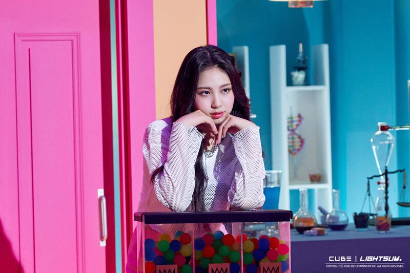 210611 Cube Naver Post - LIGHTSUM 'Vanilla' MV Shoot Behind documents 2