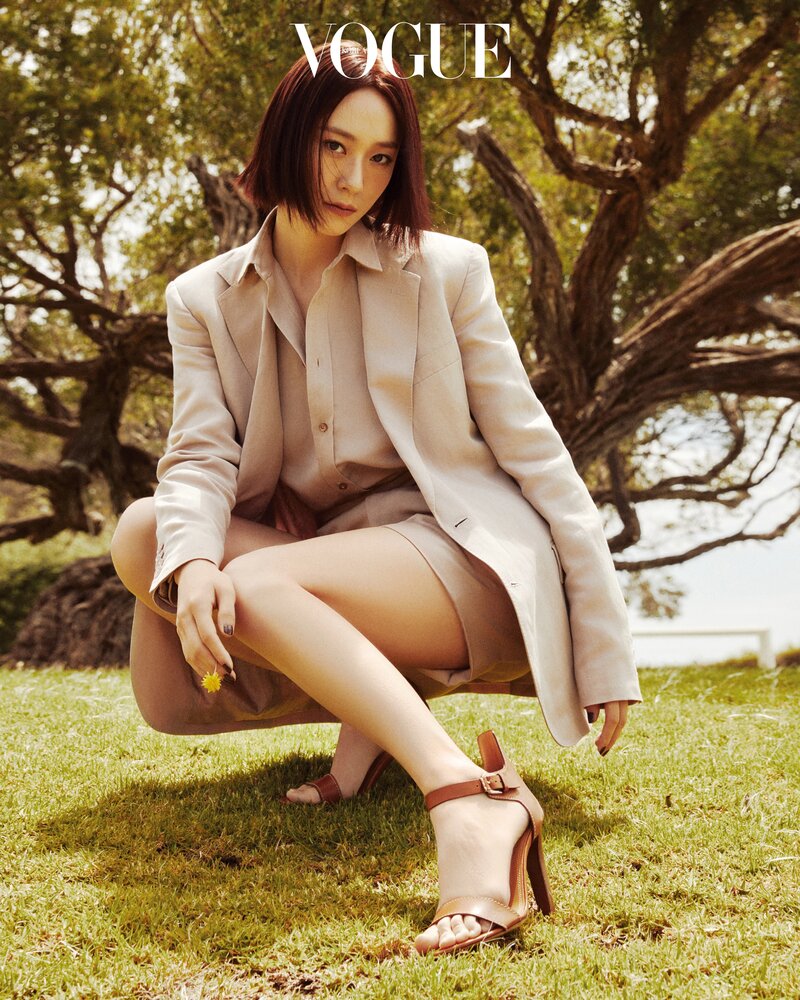 Krystal Jung for Vogue Korea March 2024 Issue "Vogue Leader: 2024 Woman Now" documents 3