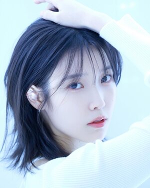 IU for The Big Issue April 2023 Issue Special Edition