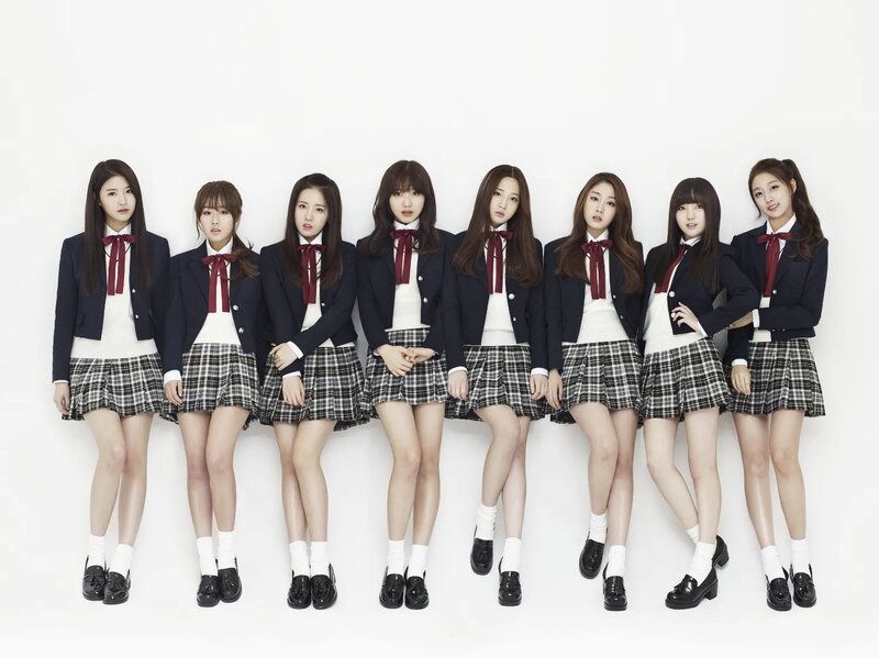 Lovelyz_Girls'_Invasion_group_photo.png