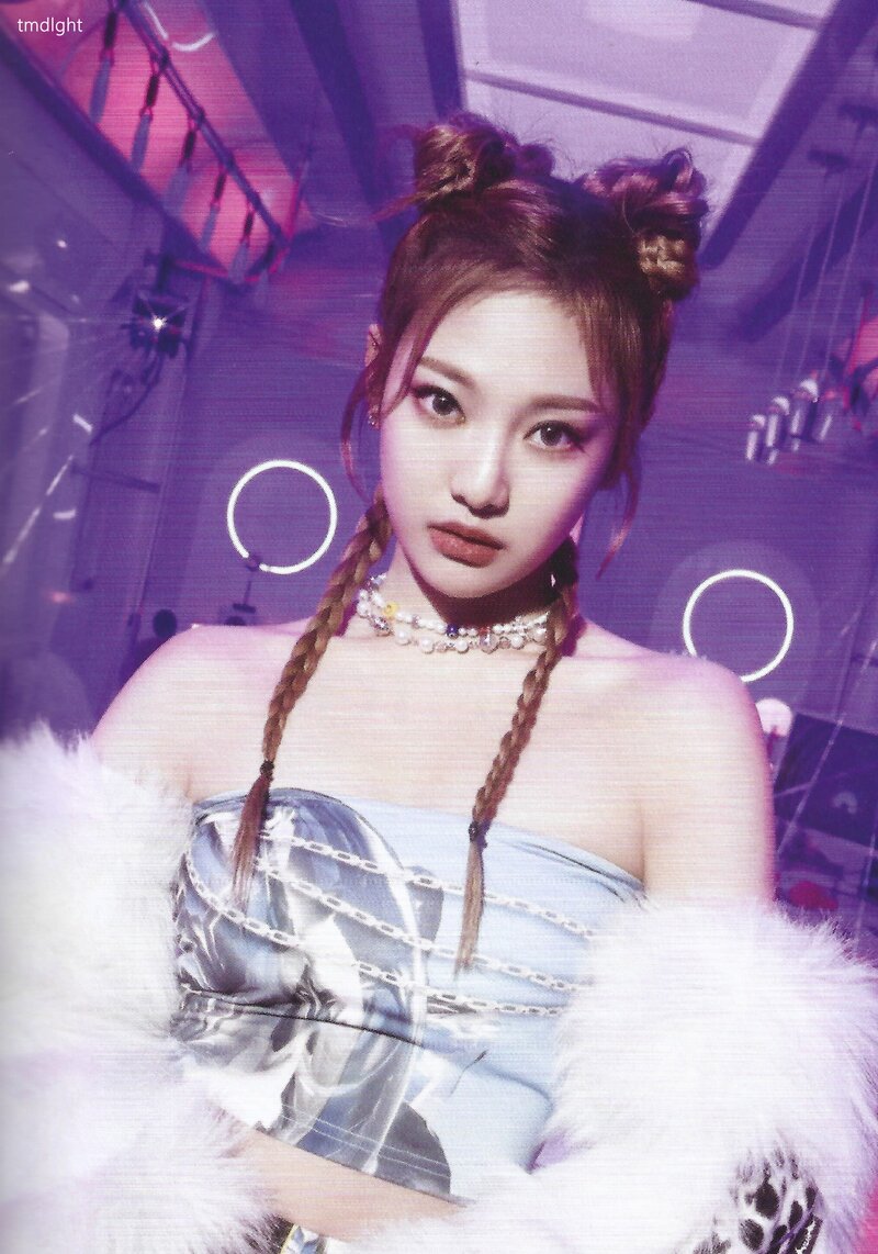 aespa - 2021 Winter SMTOWN : SMCU EXPRESS (Scans) documents 27