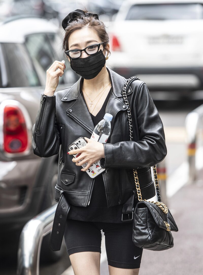 210413 Tiffany Young documents 7
