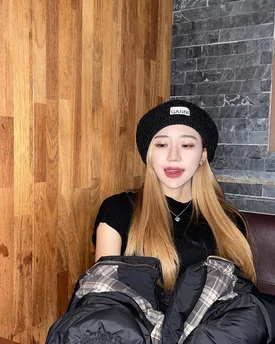 221215 Eunchae Instagram Update