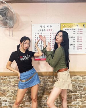 221005 The Sunmi Show Instagram Update with Red Velvet Seulgi