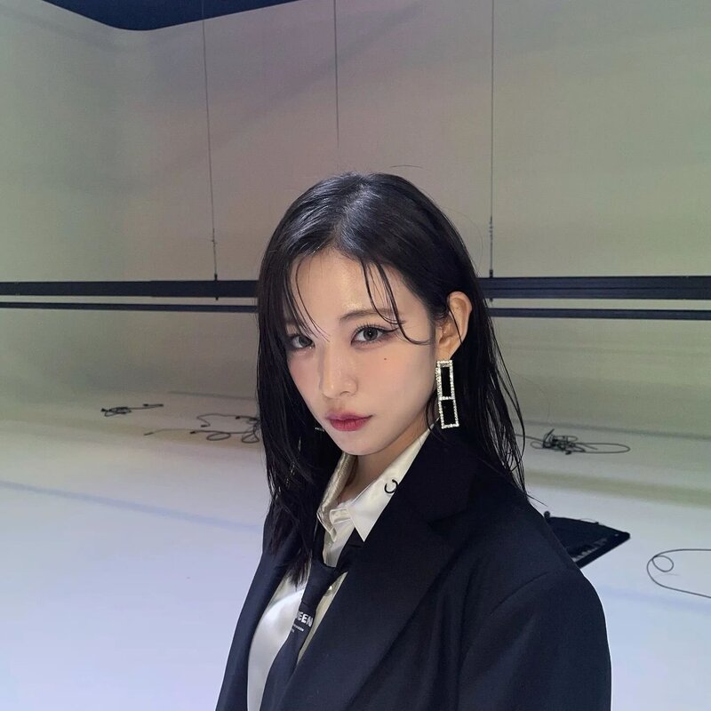220226 fromis_9 Instagram Update - Chaeyoung documents 1