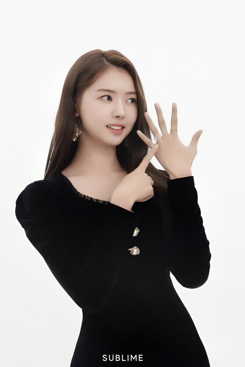 220929 SUBLIME Naver Post - Nayoung - 'Beauty' Poster Shoot documents 23