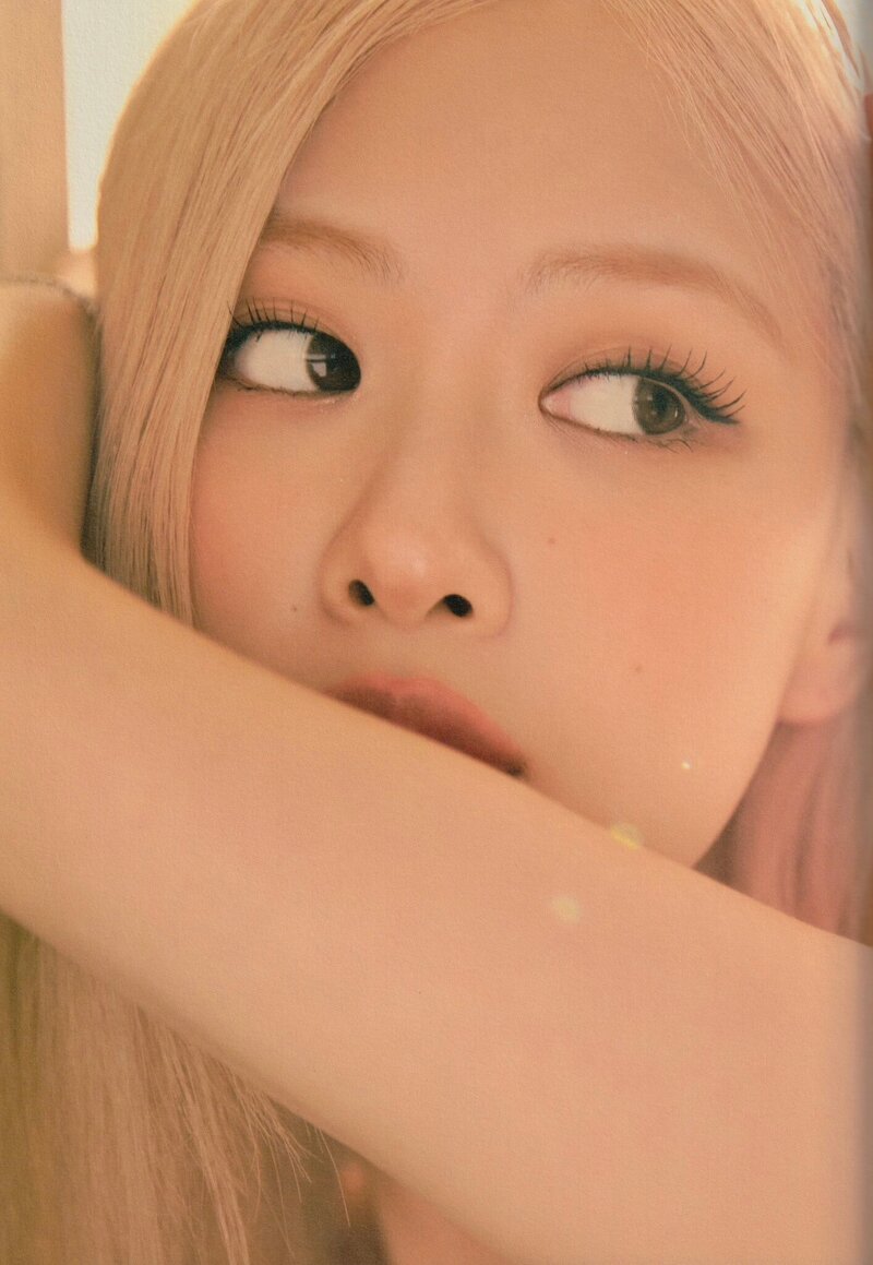 BLACKPINK Rosé - Season’s Greetings 2024: 'From HANK & ROSÉ To You' (Scans) documents 12