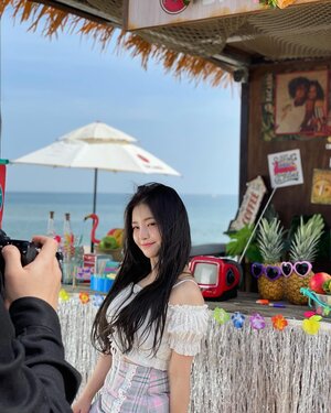 210607 Brave Girls Yujeong Instagram Update
