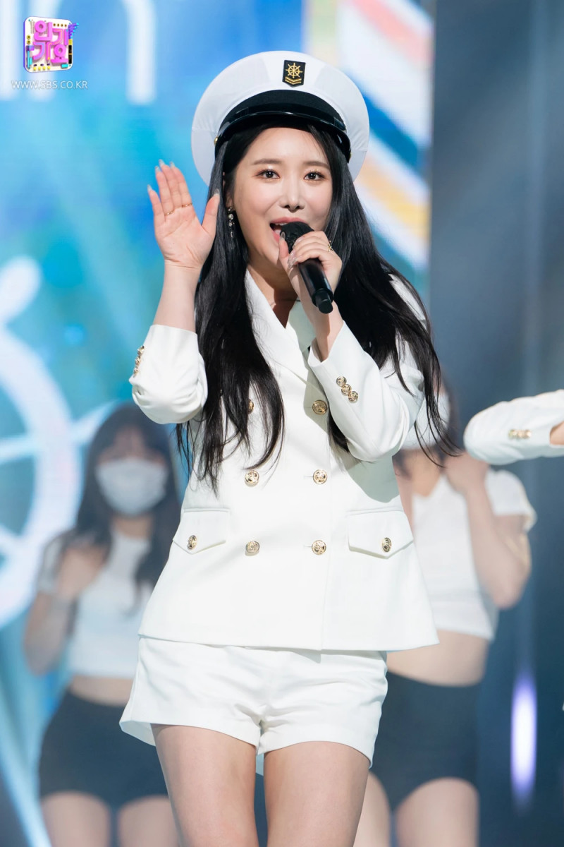 210321 Brave Girls - Rollin' at Inkigayo documents 13