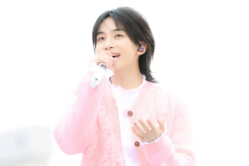 240331 SEVENTEEN Jeonghan - 'FOLLOW' AGAIN Tour Incheon Day 2 documents 9