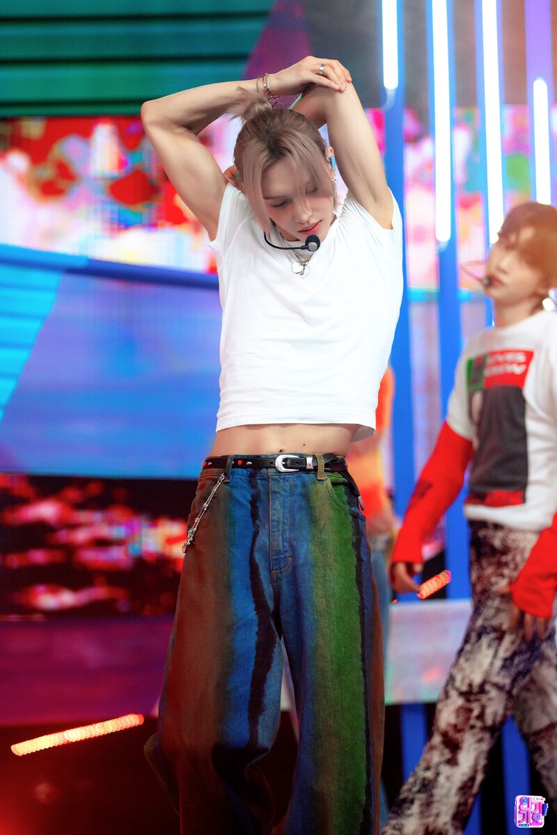 240421 RIIZE Wonbin - 'Impossible' at Inkigayo documents 4