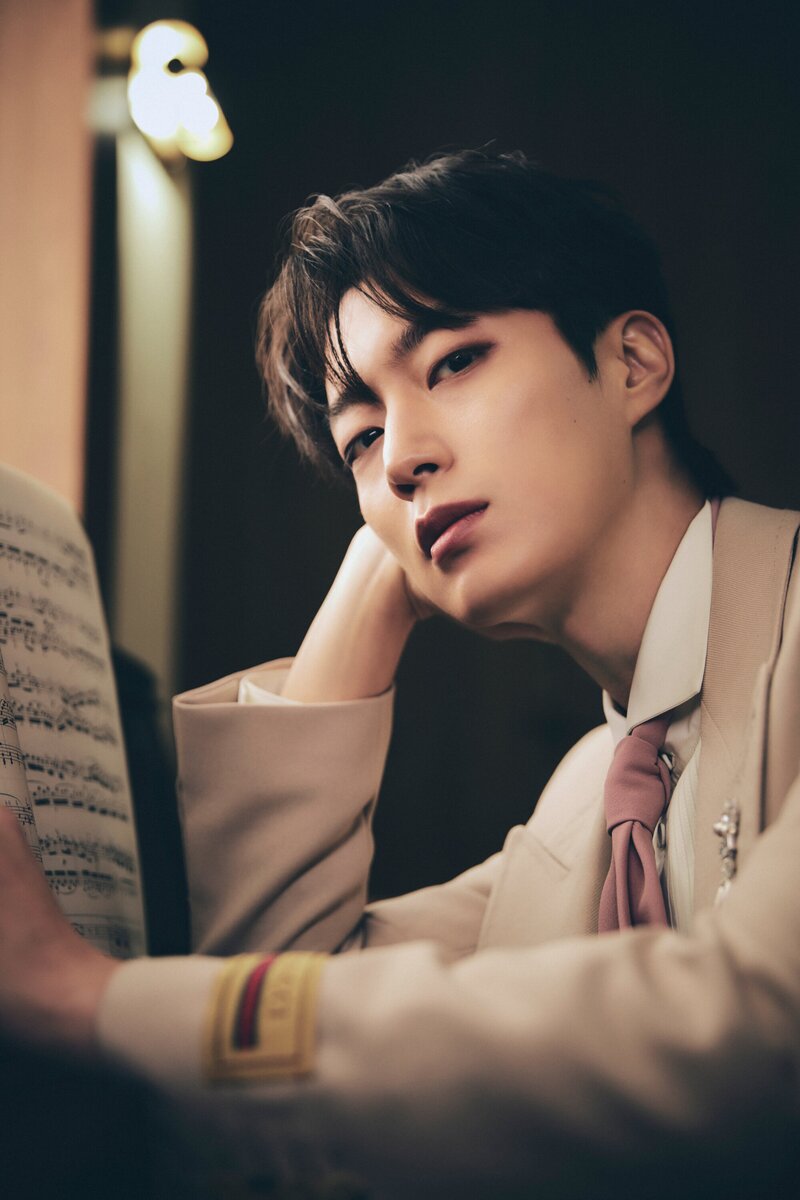 Highlight "Switch On" Concept Photos documents 3