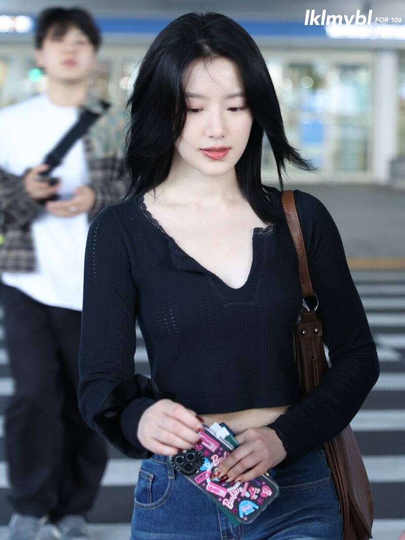 231030 (G)I-DLE Shuhua - ICN Airport documents 2