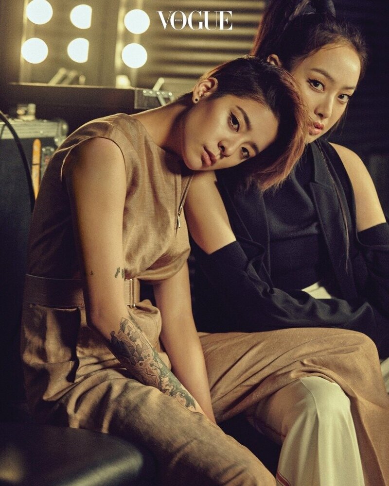F(x) for Vogue Korea | April 2016 documents 5