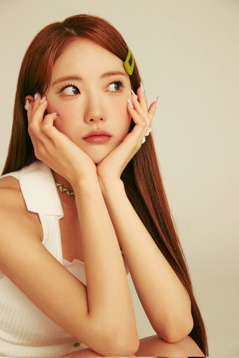WJSN for Universe 'Retro Green' Photoshoot 2023 documents 8