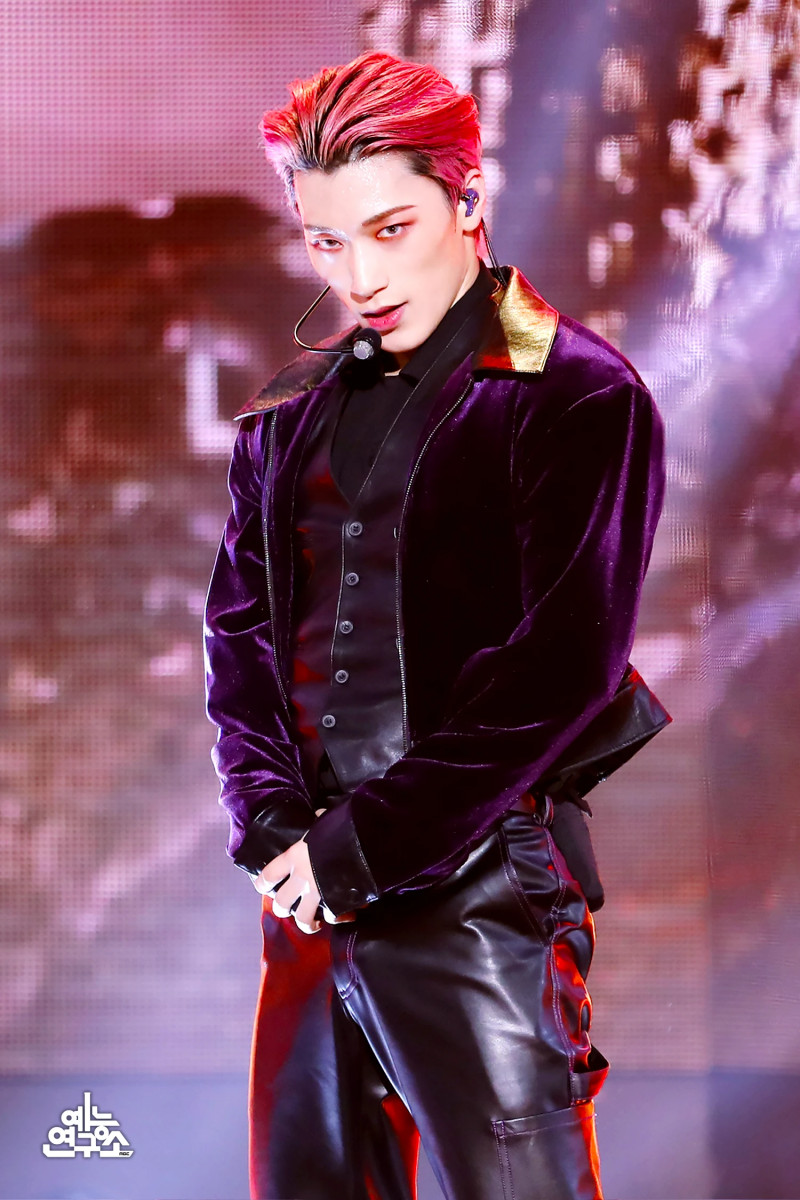 210313 ATEEZ Performing "Fireworks (I'm the One) on Show! Music Core | Naver Update documents 1