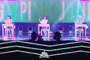 200418 Apink JJR - "Be myself" at Music Core (MBC Naver Update)