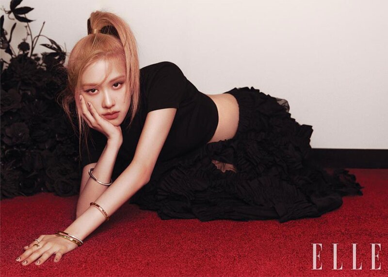 BLACKPINK Rosé for Elle Korea June 2023 documents 1