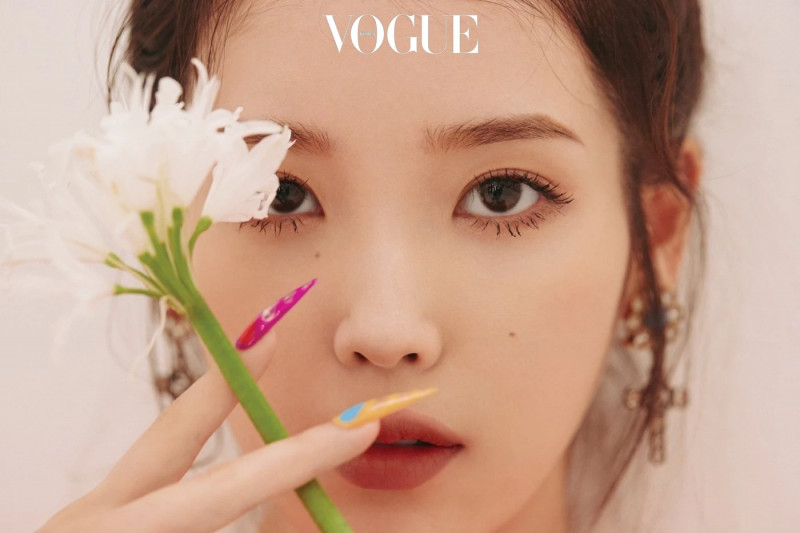 IU for Vogue Korea Magazine x Gucci May 2021 Issue documents 6