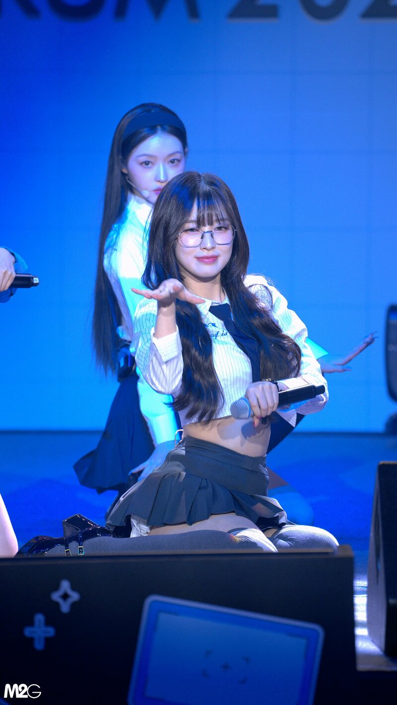 240329 OH MY GIRL Arin - MBN Y Forum documents 20