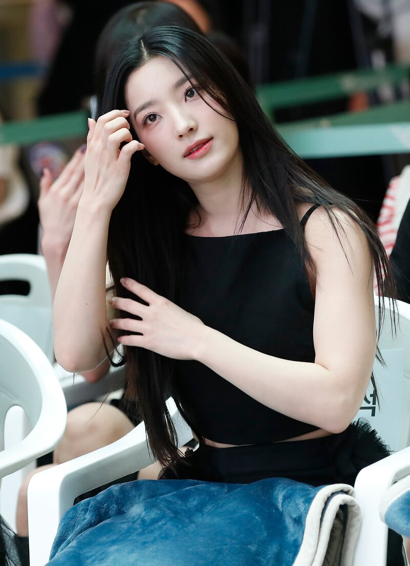 240426 fromis_9 Saerom - Visit Korea Year Opening Ceremony 2024 documents 1