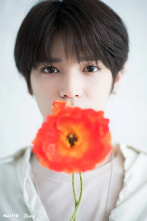190416 NAVER x DISPATCH Update with NCT's Taeyong