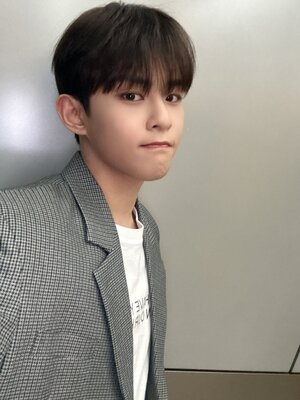 230328 TO1 Members Twitter Update - Donggeon