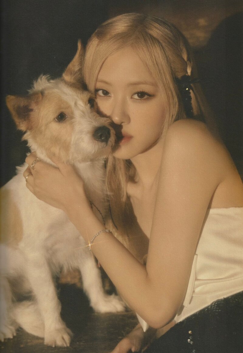 BLACKPINK Rosé - Season’s Greetings 2024: 'From HANK & ROSÉ To You' (Scans) documents 8
