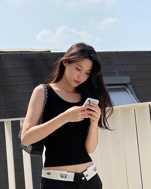 220721 Seolhyun Instagram Update