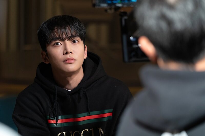 220501 FNC Ent. Naver Update - Rowoon at 'Tomorrow' Behind the Scenes documents 10