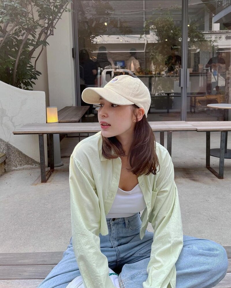 220817 Jung Lea Instagram Update documents 1