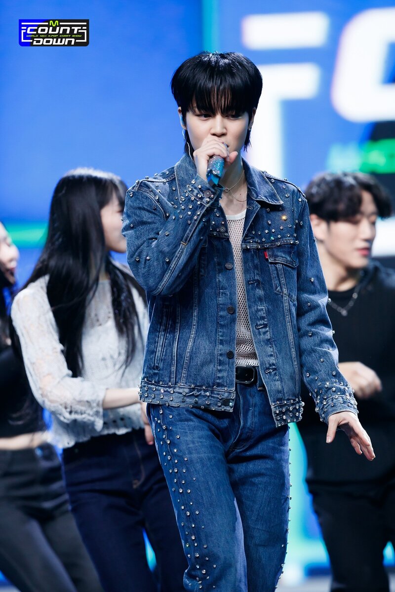 230330 BTS Jimin - 'Like Crazy' at M COUNTDOWN documents 16