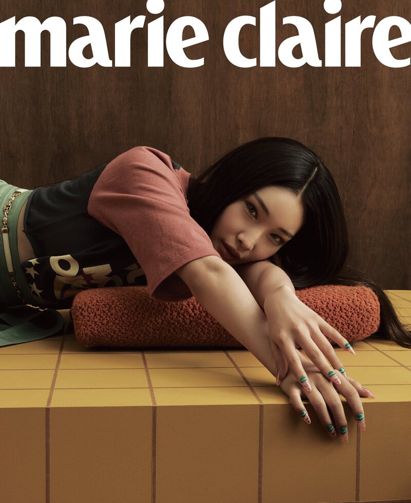 Sunmi & Chungha for Marie Claire Korea Magazine May 2021 Issue documents 2