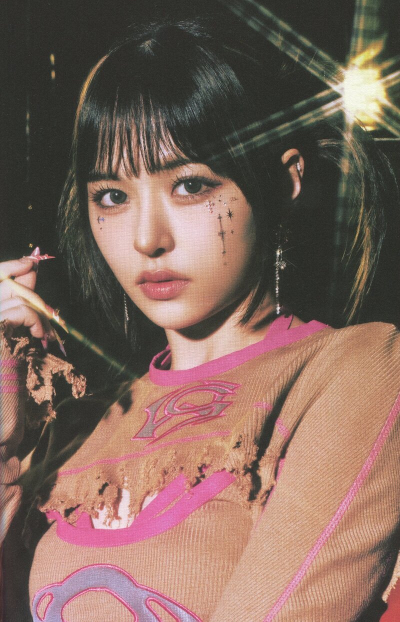 EVERGLOW - 4th Single 'ALL MY GIRLS' [SCANS] documents 10